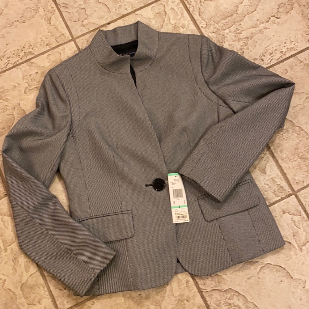 NWT Anne Klein business jacket. Size 8
